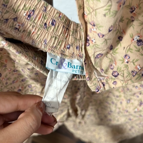 Vintage Croft & borrow petite floral 2 piece pant set, fit like a medium - Picture 3 of 5